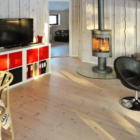 Holiday Tangvej Holiday home Bjergemark